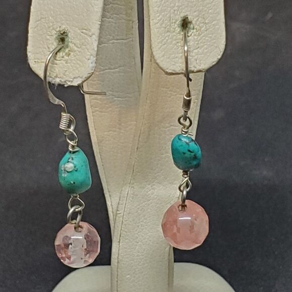 925 Sterling Silver Pink & Blue Dangling Earrings - Picture 1 of 3